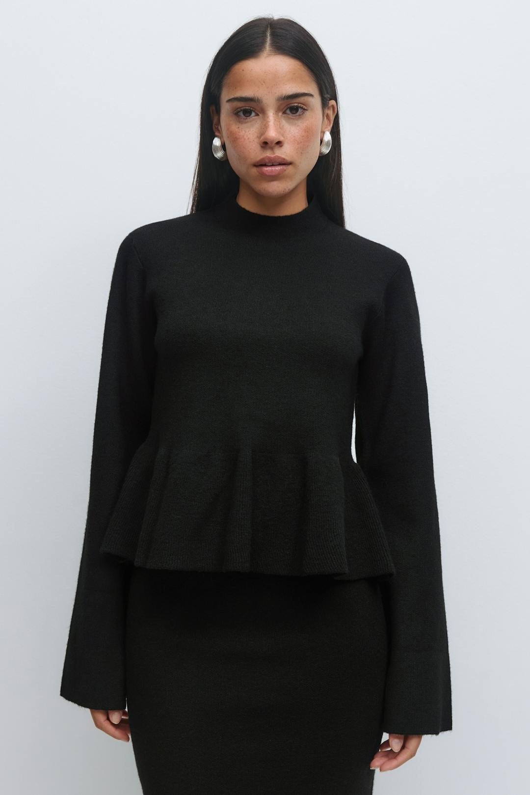 25497900001 Damen Gina Tricot Peplum top - Image 1