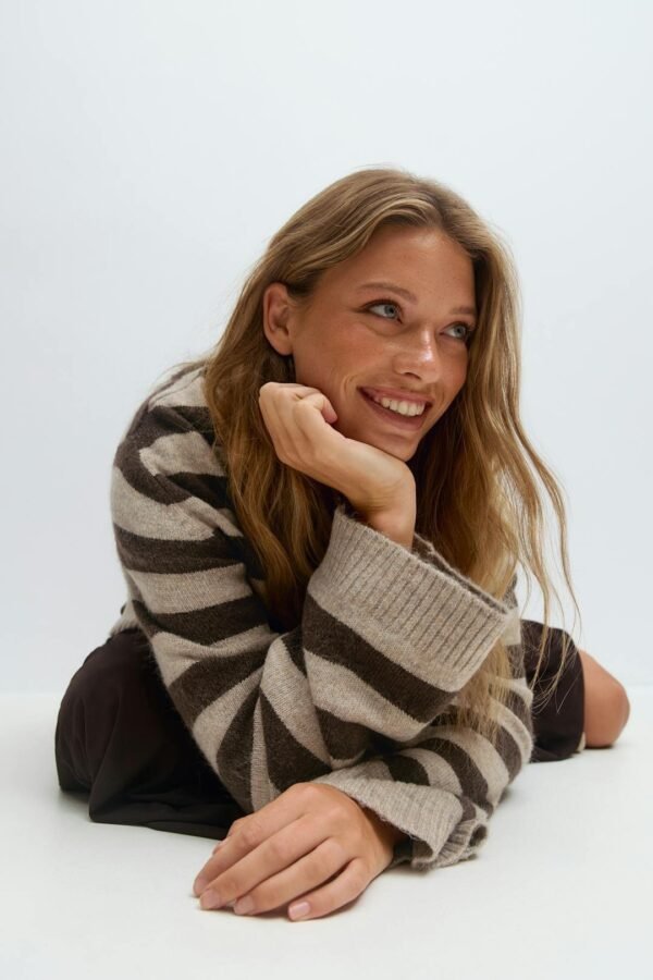 Dame Gina Tricot Knitted pocket cardigan - Image 4