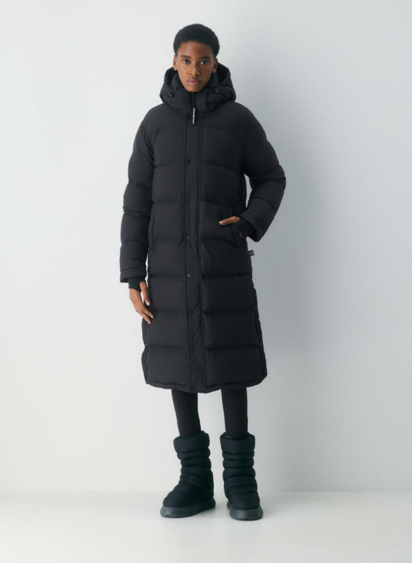 The Super Puff Women's The Super Puff2O Long Jacket in Black | 3XS