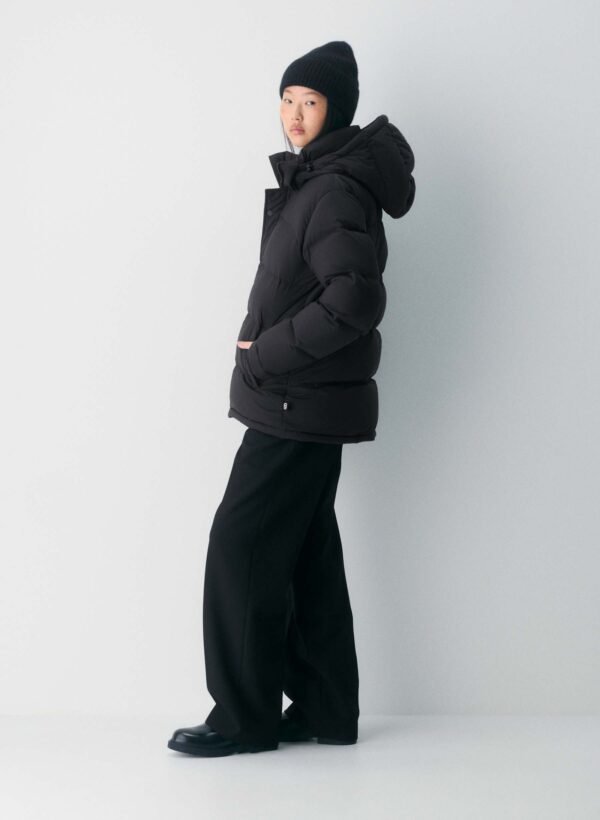 The Super Puff Women's The Super Puff Jacket in Black | 2XS - Image 6